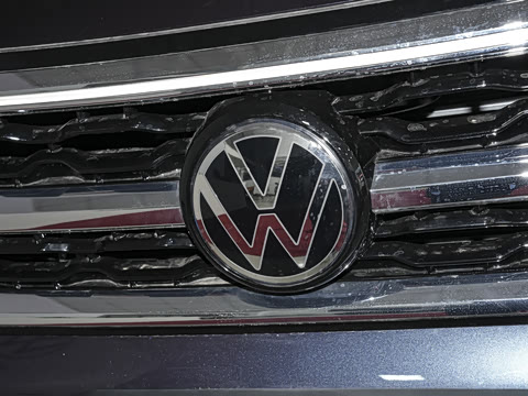 2025�� 380TSI ���������Ѿ�Pro  ������ 6��