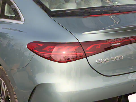 2025�� 500 4MATIC ������