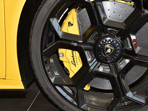 2023�� Hurac��n Tecnica