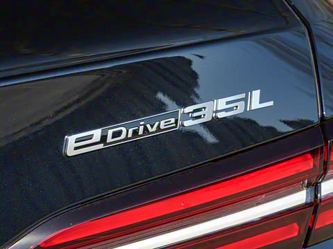 2025�� eDrive 35L M�˶���װ