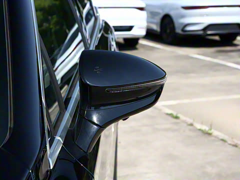 2024�� EV ��ҫ�� 730KM ������