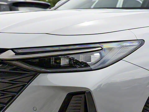 2025�� 2.0T �Զ���+