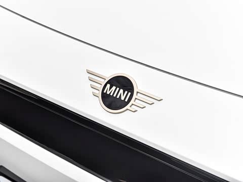 2025�� 456km COOPER E ������