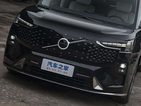 2025�� Ultra ����