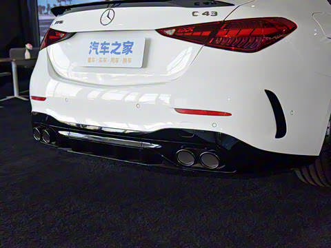 2024�� �Ŀ� AMG C 43 4MATIC