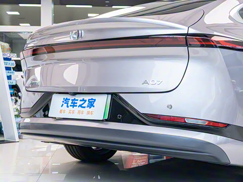 2025�� ��������� 710�콢��