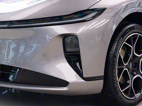 2025�� ��������� 710�콢��