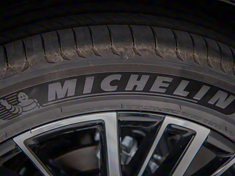 2025�� 215�콢PLUS