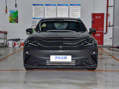 2025�� 230UltraǬ���Ǽ�ADS SE���̰�