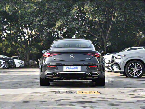 2025�� CLE 300 4MATIC �����ͽ��ܳ�