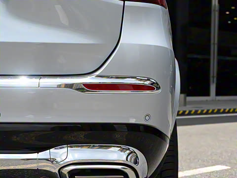 2025�� GLS 480 4MATIC