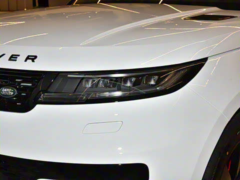 2025�� 400PS Dynamic HSE