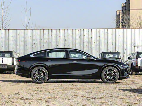 2025�� �������̰� 230�����