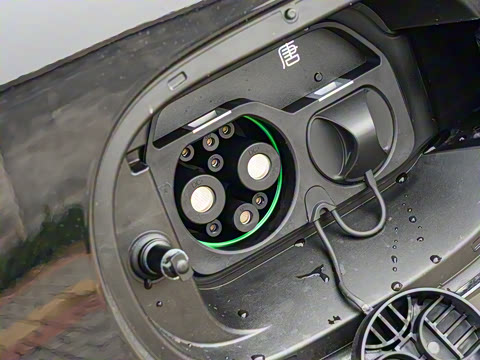 2025�� �Ǽݰ� DM-i 115KM ������