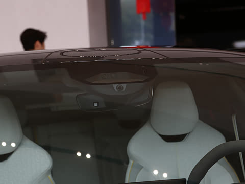 2025�� ��װ��