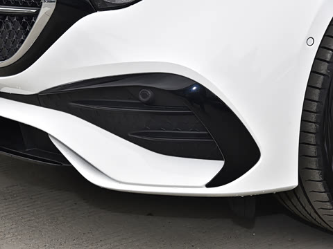 2025�� E 300 �������˶���