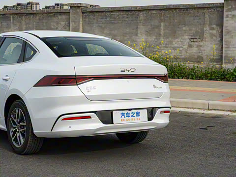 2025�� EV 510KM ���а�