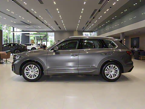 2025�� 2.0TSI ��Ӱ��