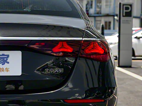 2024�� �Ŀ� E 300 L ʱ����