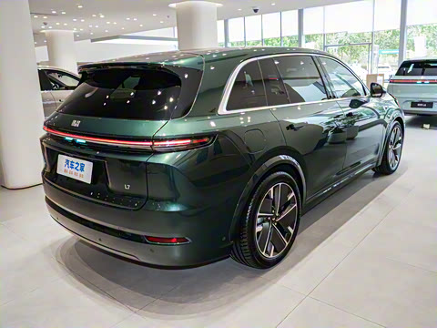 2025�� Ultra ���ܻ��°�