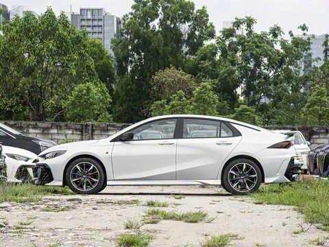 2025�� 270T DCT Ӱ��R-Style������