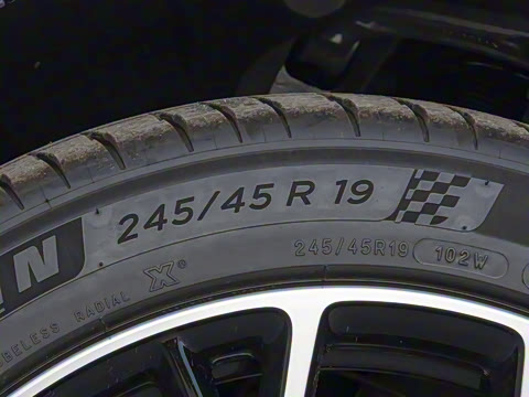 2023�� P7i 702 Max