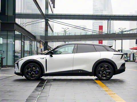 2025�� ���¿� Max ���ܰ�