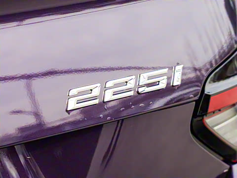 2025�� 225i M�˶���ҹ��װ