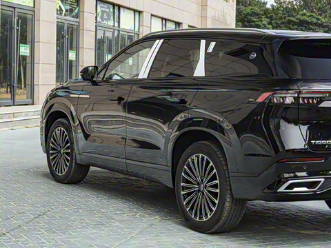 2025�� 2.0T ˫������������� 5��