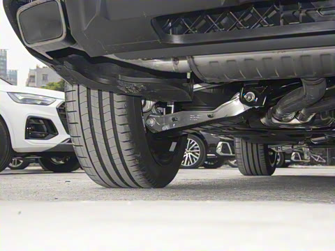 2025�� 55 TFSI quattro S line�˶���