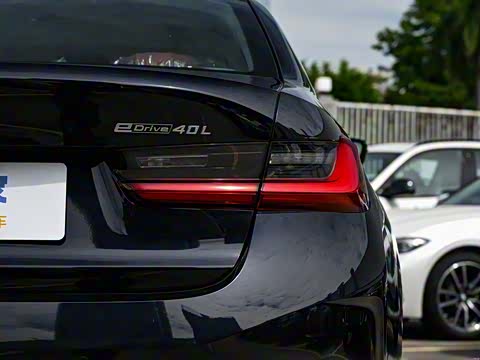 2024�� eDrive 40 L ��ҹ�˶���װ