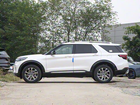 2024�� 2.3T EcoBoost ��������plus�� 7��