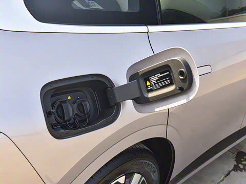 2023�� ���� 200 Pro