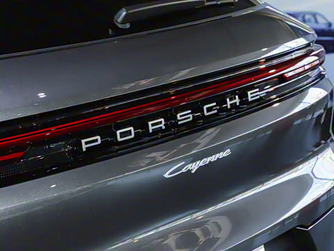 2025�� Cayenne 3.0T