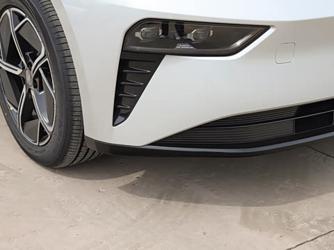 2025�� ���� 550AirѲ����