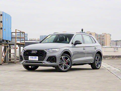 2025�� 40 TFSI ����������