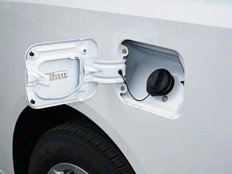 2025�� 2.0L CNG�߼�Ӫ�˰� 9��