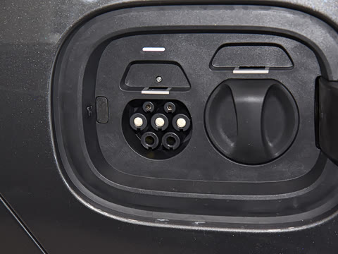 2025�� Pro ���ܻ��°�