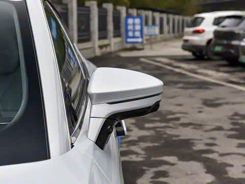 2025�� 700km Զ���Ǽݰ�