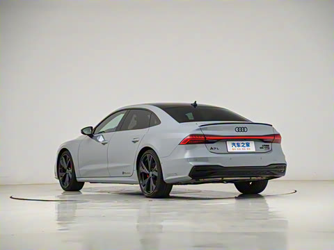 2024�� 55 TFSI quattro RS �׼����ٰ�