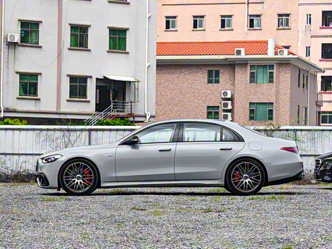 2024�� AMG S 63 L E Performance �׷��ر��