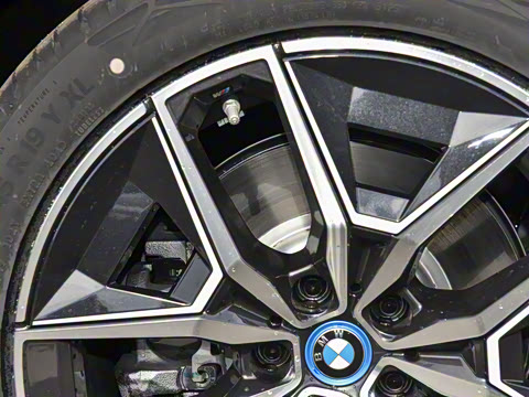 2024�� eDrive 35L ������ M�˶���װ