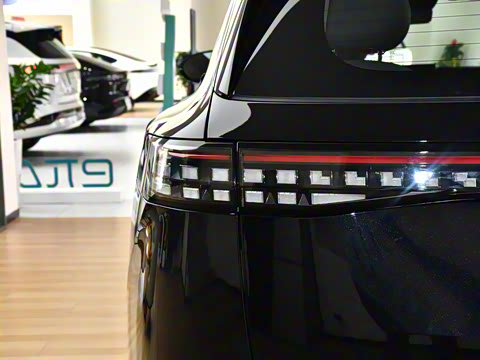 2025�� 636Max���Ȱ� 6��