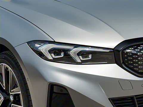 2025�� eDrive 40 L 50����������