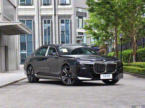 2023�� 740Li ������ M�˶���װ