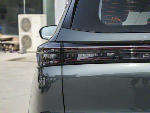 2025�� 1.5T 130km ���ʰ� 7��