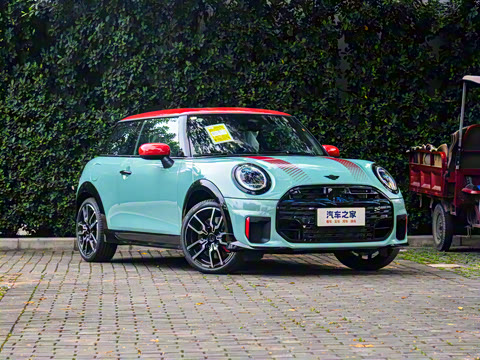 2025�� JOHN COOPER WORKS