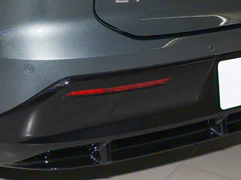 2025�� ���� 760 Max��������������ʻ