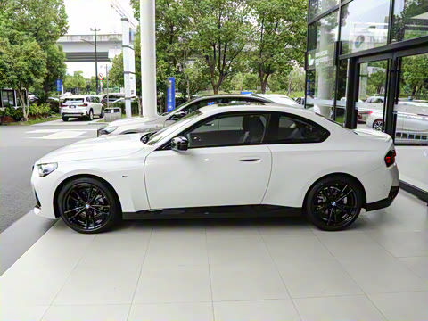 2023�� 225i M�˶���ҹ��װ