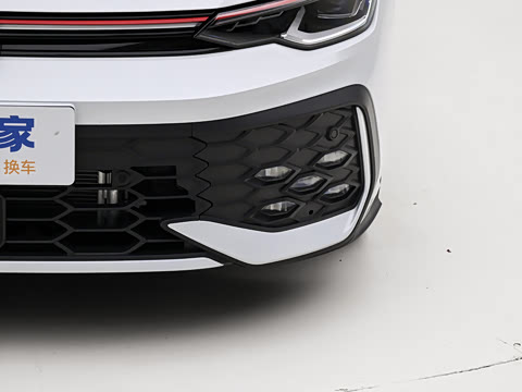 2025�� 380TSI DSG GTI